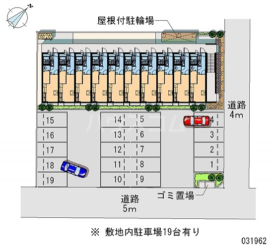 18/28 駐車場