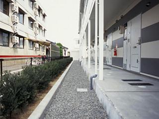 19/20 エントランス