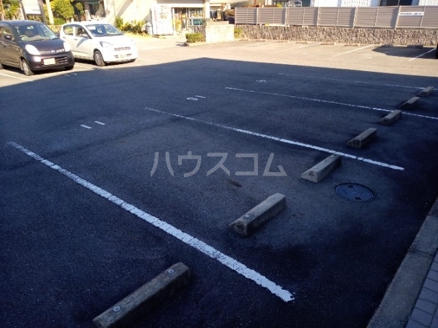 19/19 駐車場