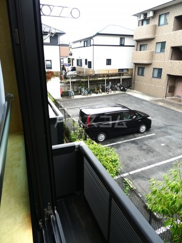 18/26 バルコニー