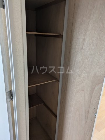 13/30 収納