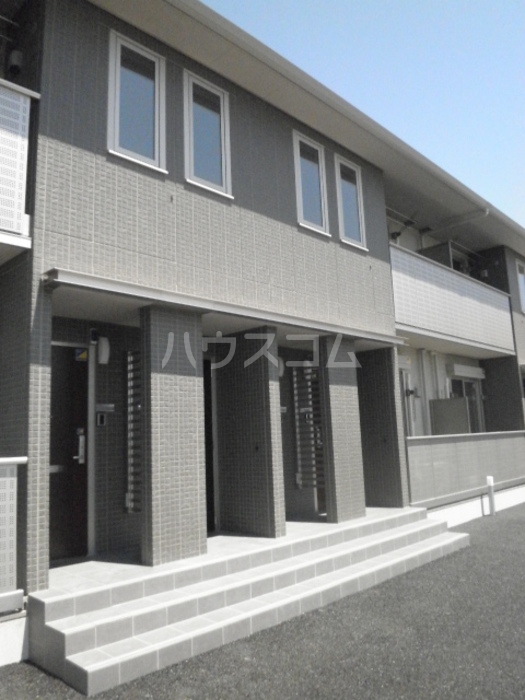 14/18 エントランス