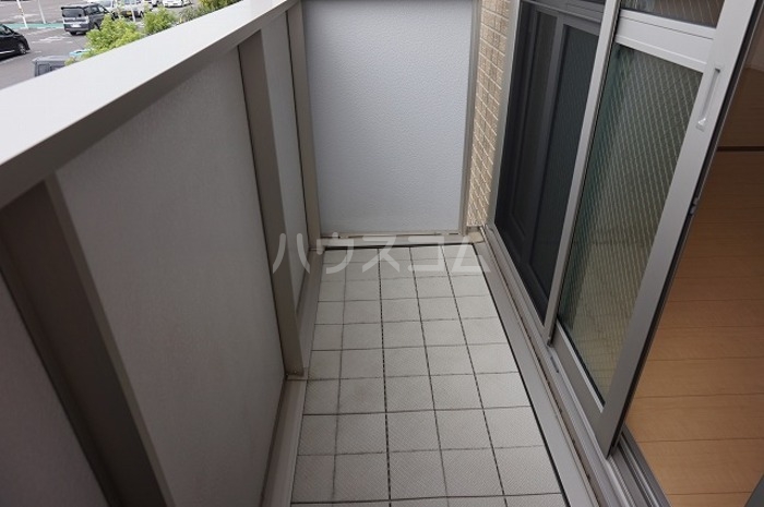 13/19 バルコニー