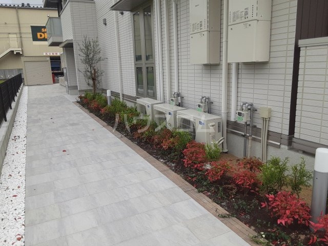 21/24 エントランス