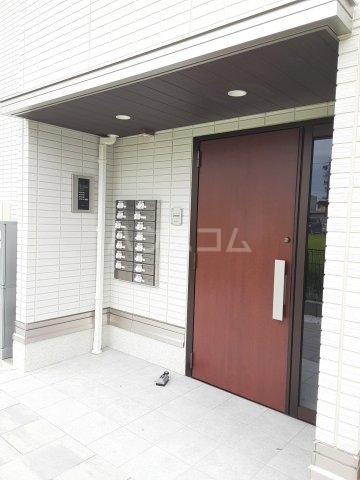 22/24 エントランス