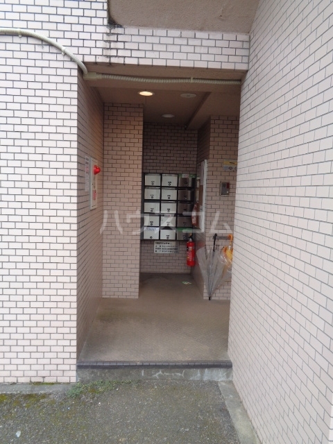 29/30 エントランス