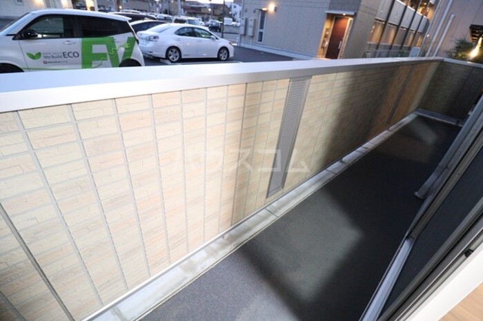 18/25 バルコニー