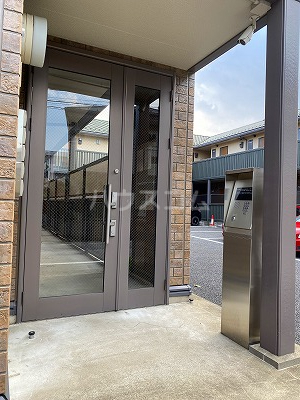 29/30 エントランス