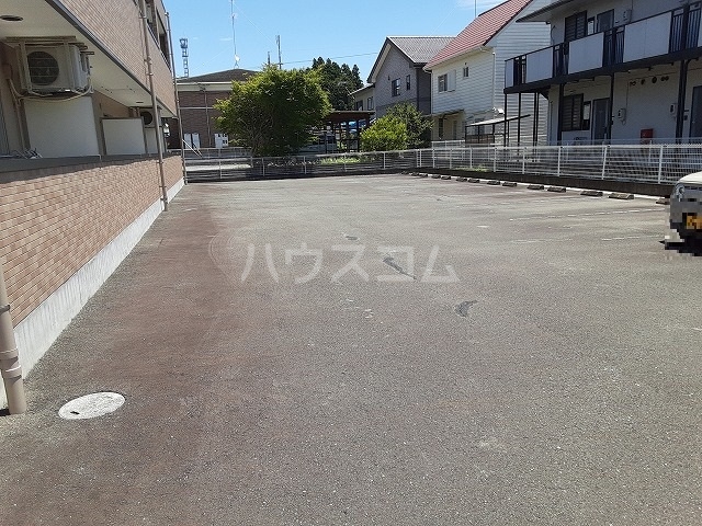 26/30 駐車場