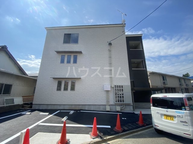 2/30 外観