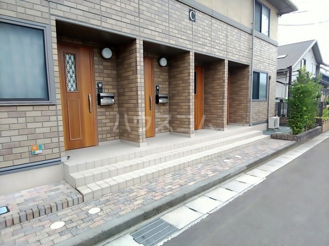 17/21 エントランス