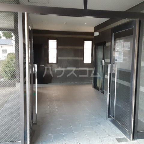 20/24 エントランス