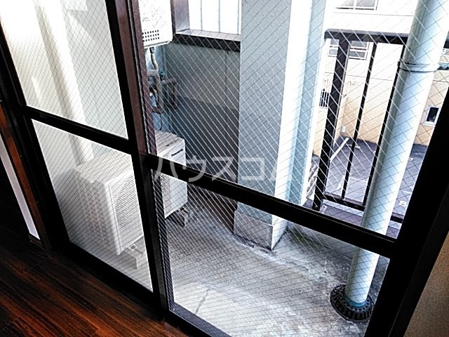 15/22 バルコニー