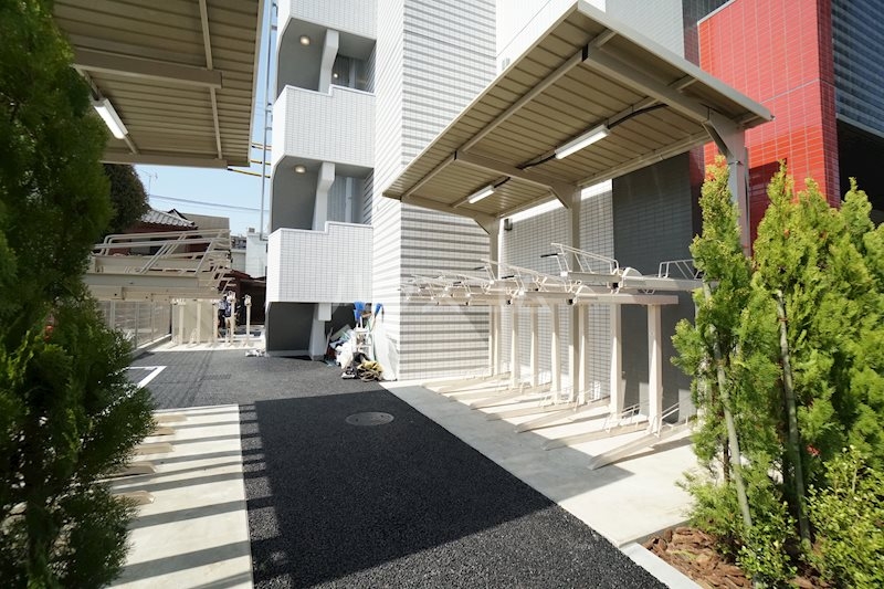 24/26 エントランス