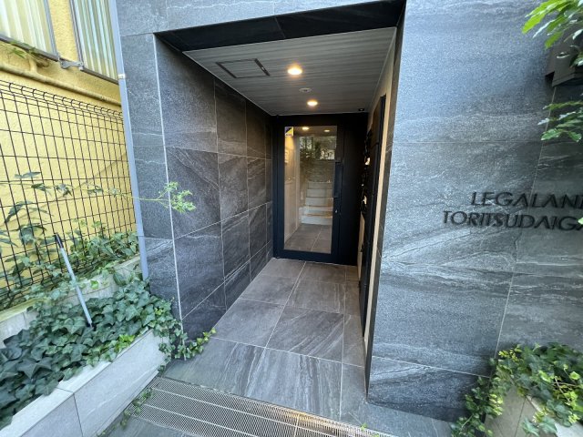 21/29 エントランス