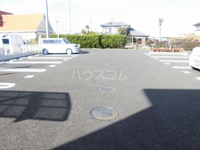 19/24 駐車場