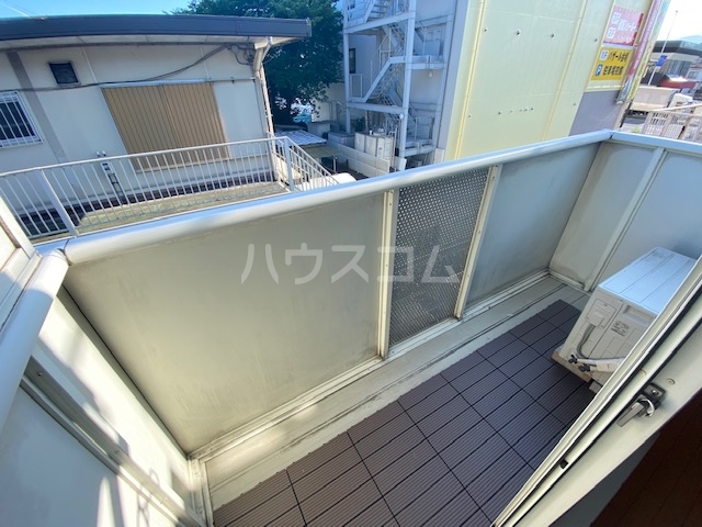 23/30 バルコニー