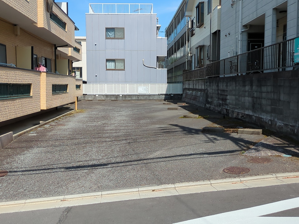 19/19 駐車場