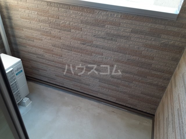 21/30 バルコニー