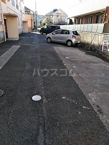 14/16 駐車場
