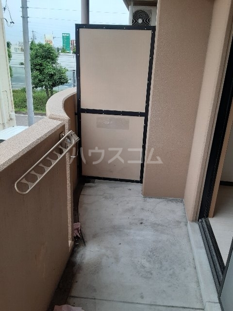 19/27 バルコニー