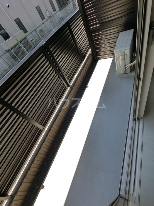 13/27 バルコニー