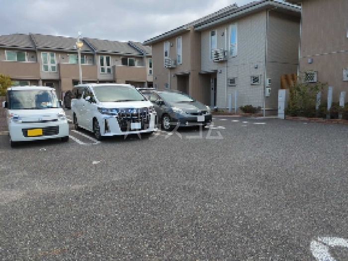 22/24 駐車場