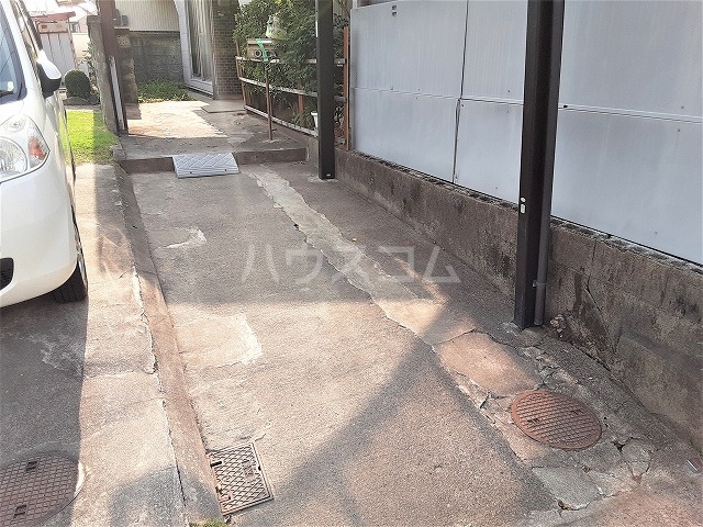 17/22 駐車場