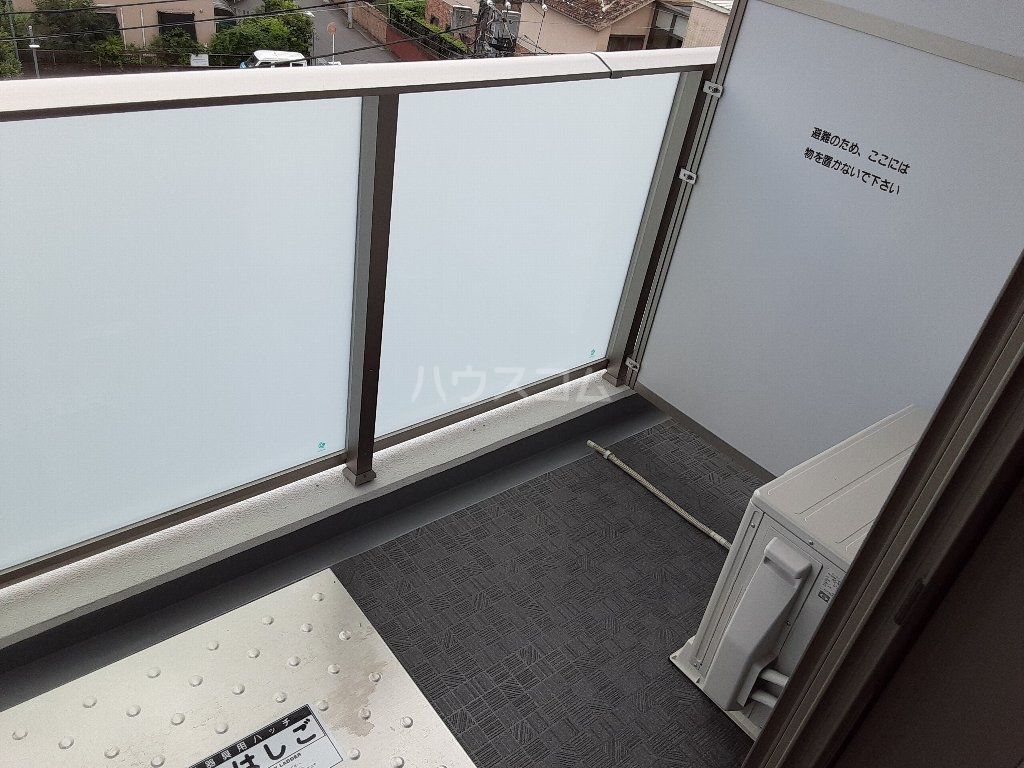 23/30 バルコニー