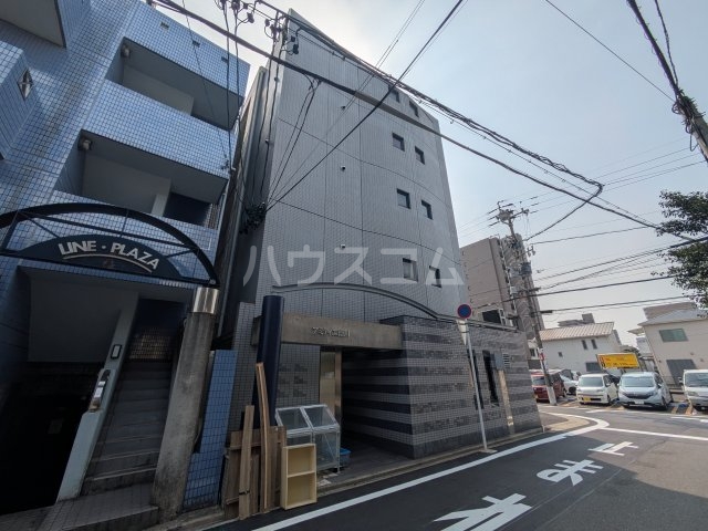 22/30 エントランス