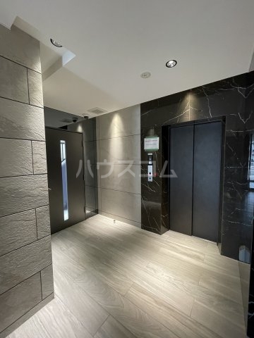 29/30 エントランス