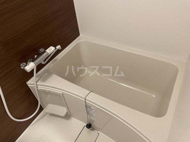 13/30 浴室