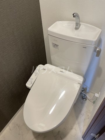 13/30 トイレ