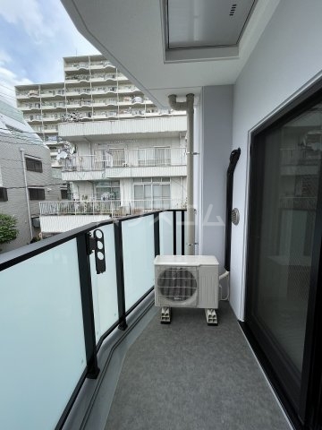 20/30 バルコニー