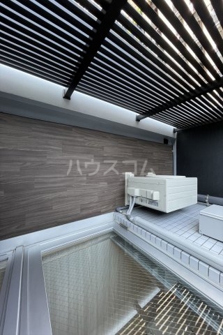 15/28 バルコニー