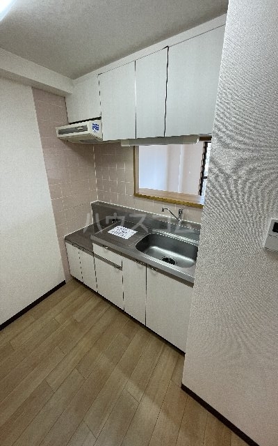 13/30 キッチン