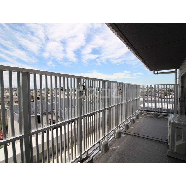 16/22 バルコニー