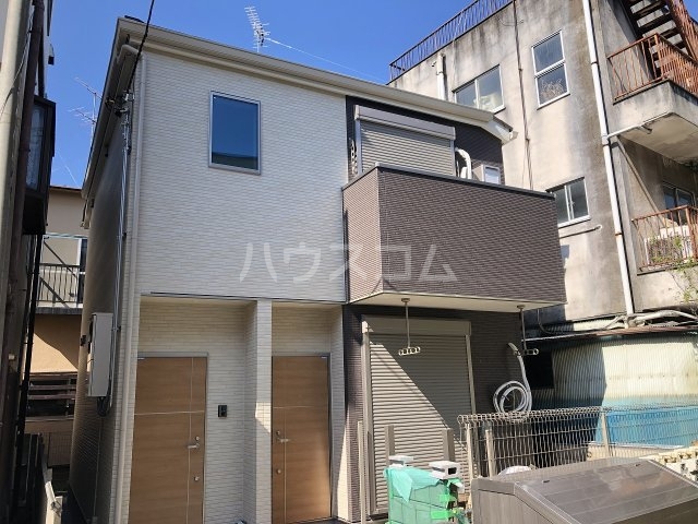2/30 外観