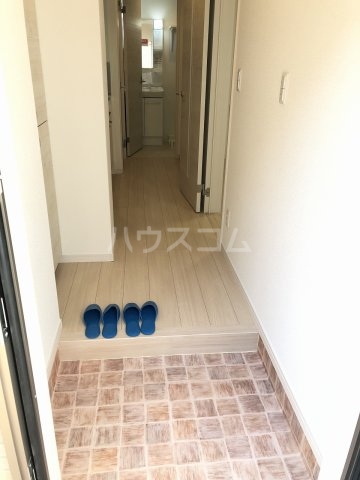 13/30 玄関
