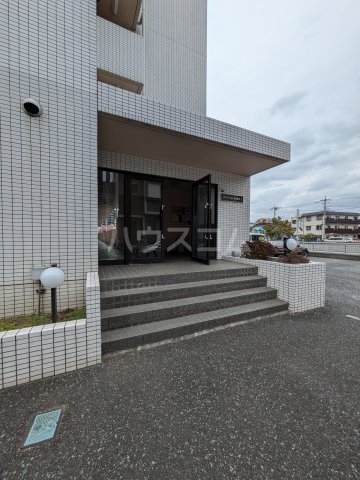 29/30 エントランス
