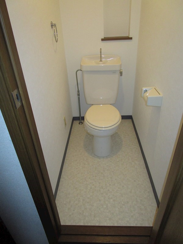 14/30 トイレ