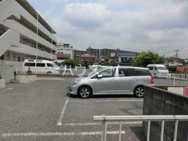 14/22 エントランス