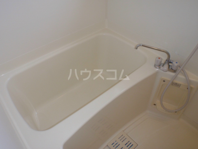 14/25 浴室