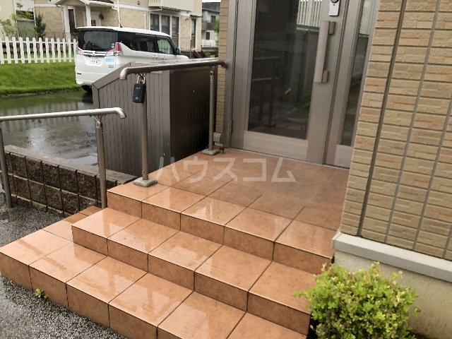 3/7 エントランス