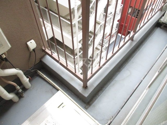 21/30 バルコニー