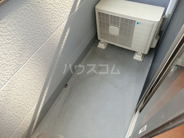 13/23 バルコニー