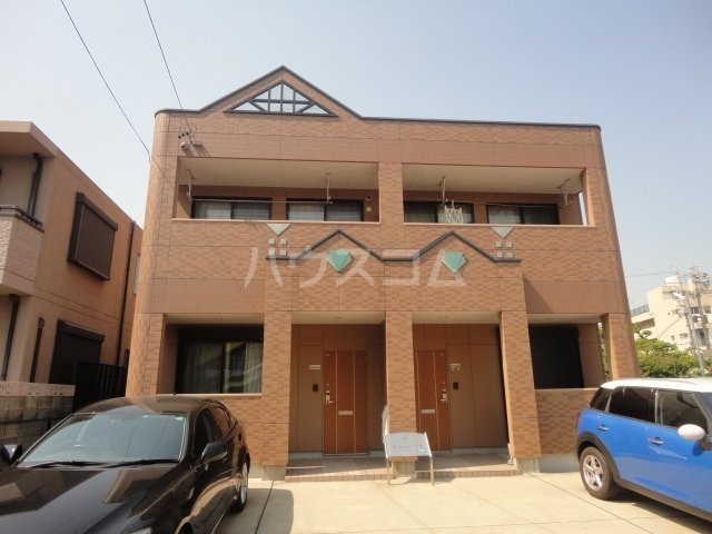 2/4 エントランス