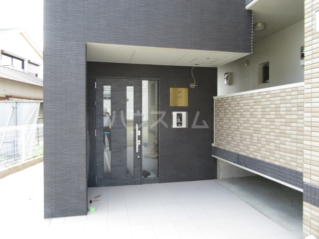 2/8 エントランス