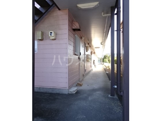 19/25 エントランス