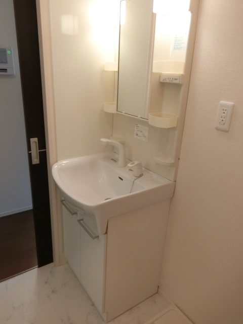14/30 洗面